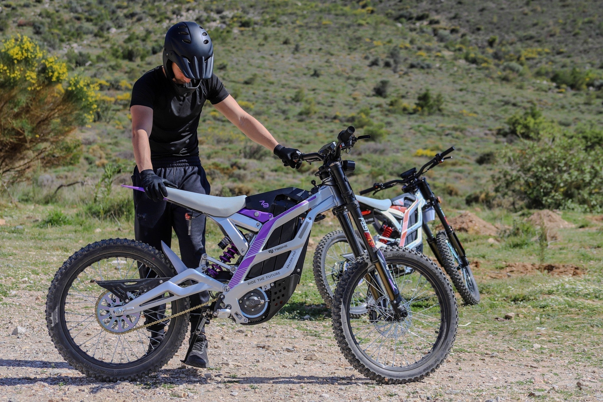 Die besten erschwinglichen Elektromotorräder für 2026: Top Surron-Alternativen unter 4000 $